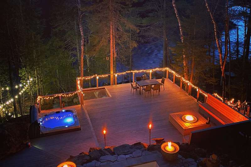 terrasse avec lumières